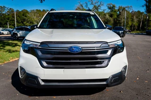 New 2026 Crystal White Pearl Subaru Premium image 12