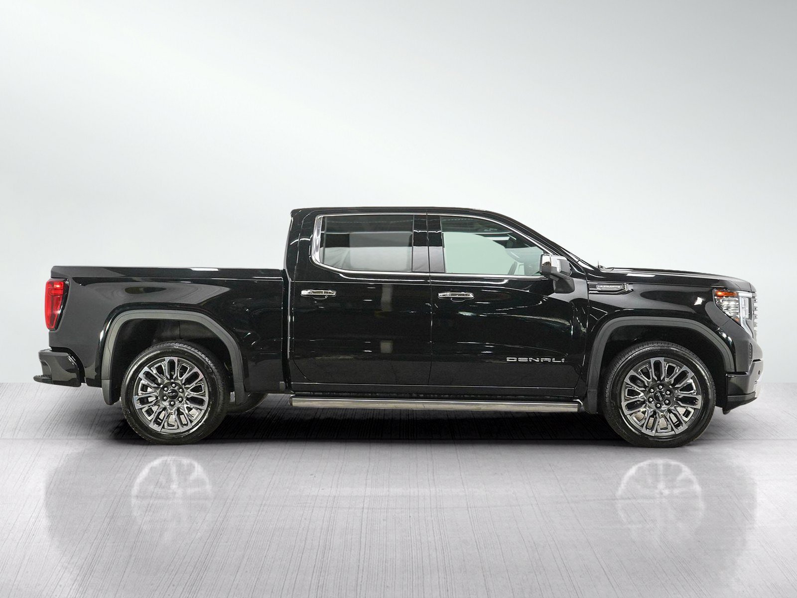 Used 2025 Black GMC Denali Ultimate image 6