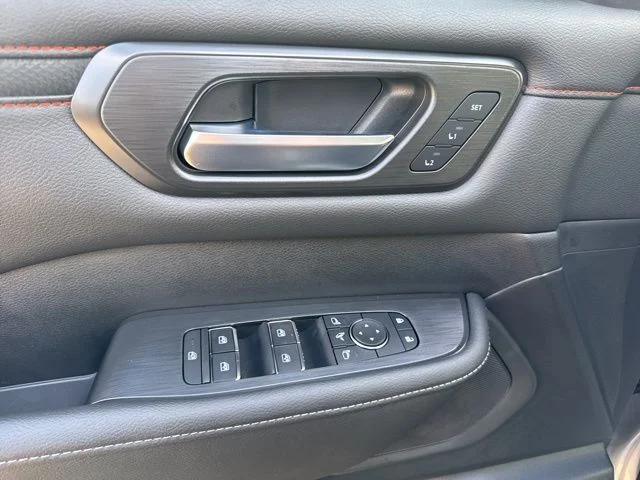 2026 Nissan Armada PRO-4X - Photo 16