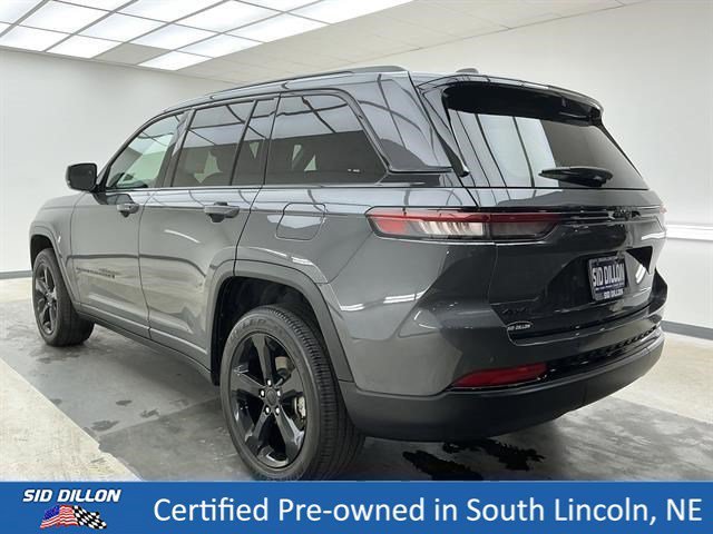 Used 2025 Baltic Gray Metallic Clearcoat Jeep Altitude image 6