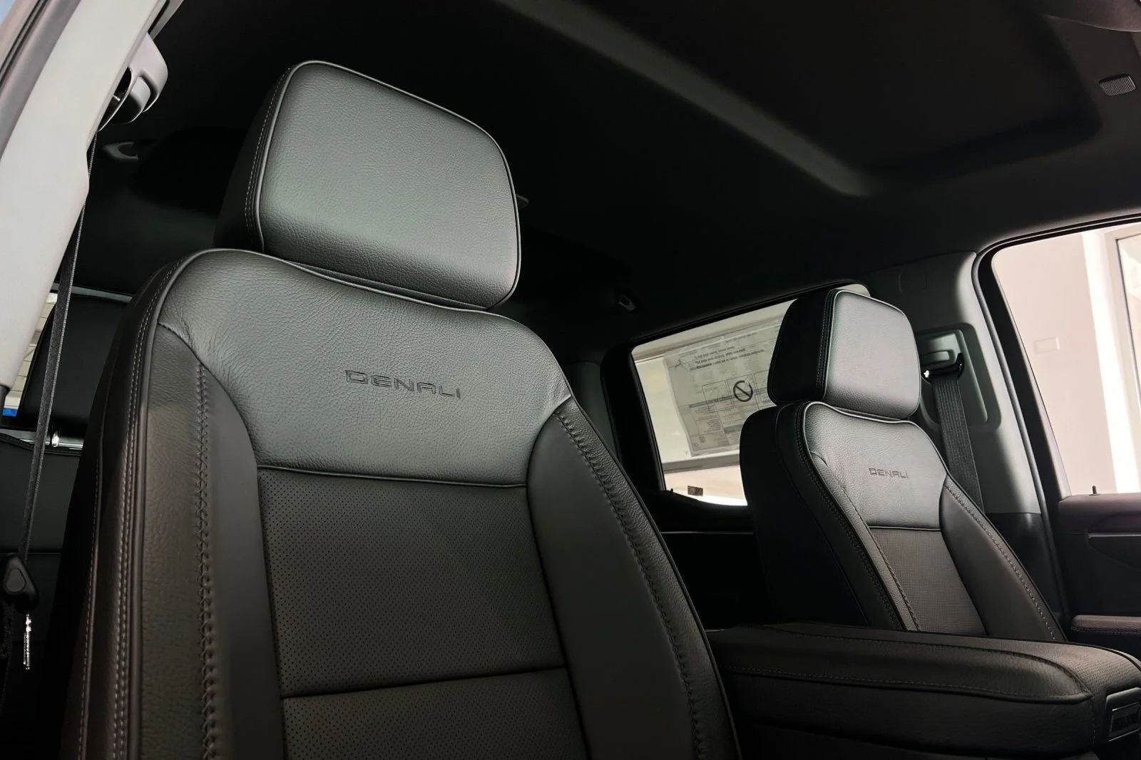 2026 GMC Sierra 1500 Denali - Photo 15