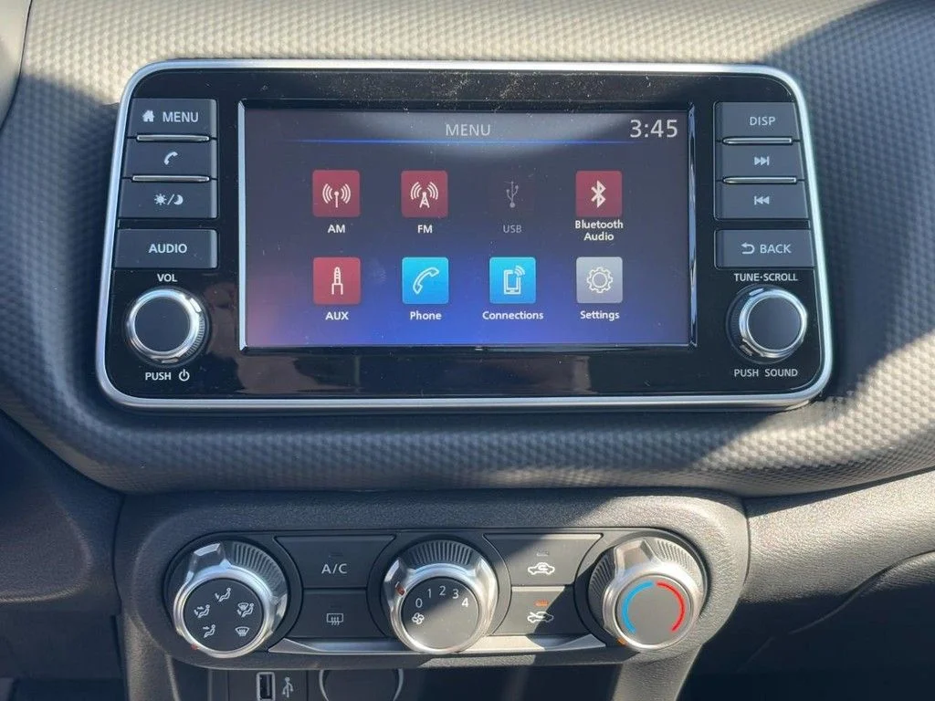 2025 Nissan KICKS PLAY Base - Photo 14
