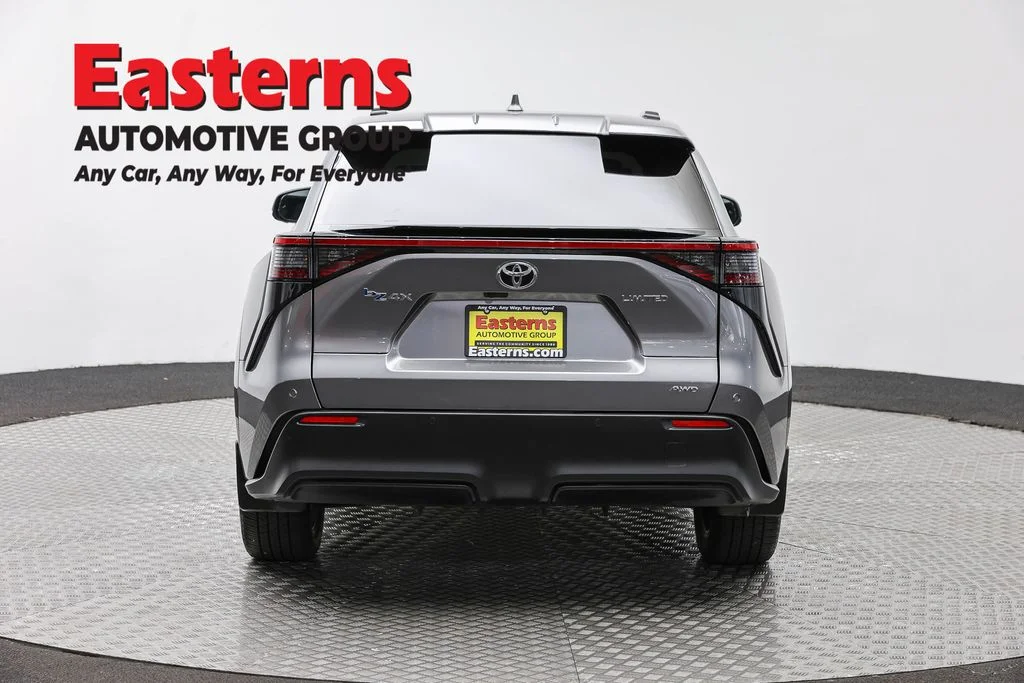 Used 2023 Gray Toyota Limited image 6