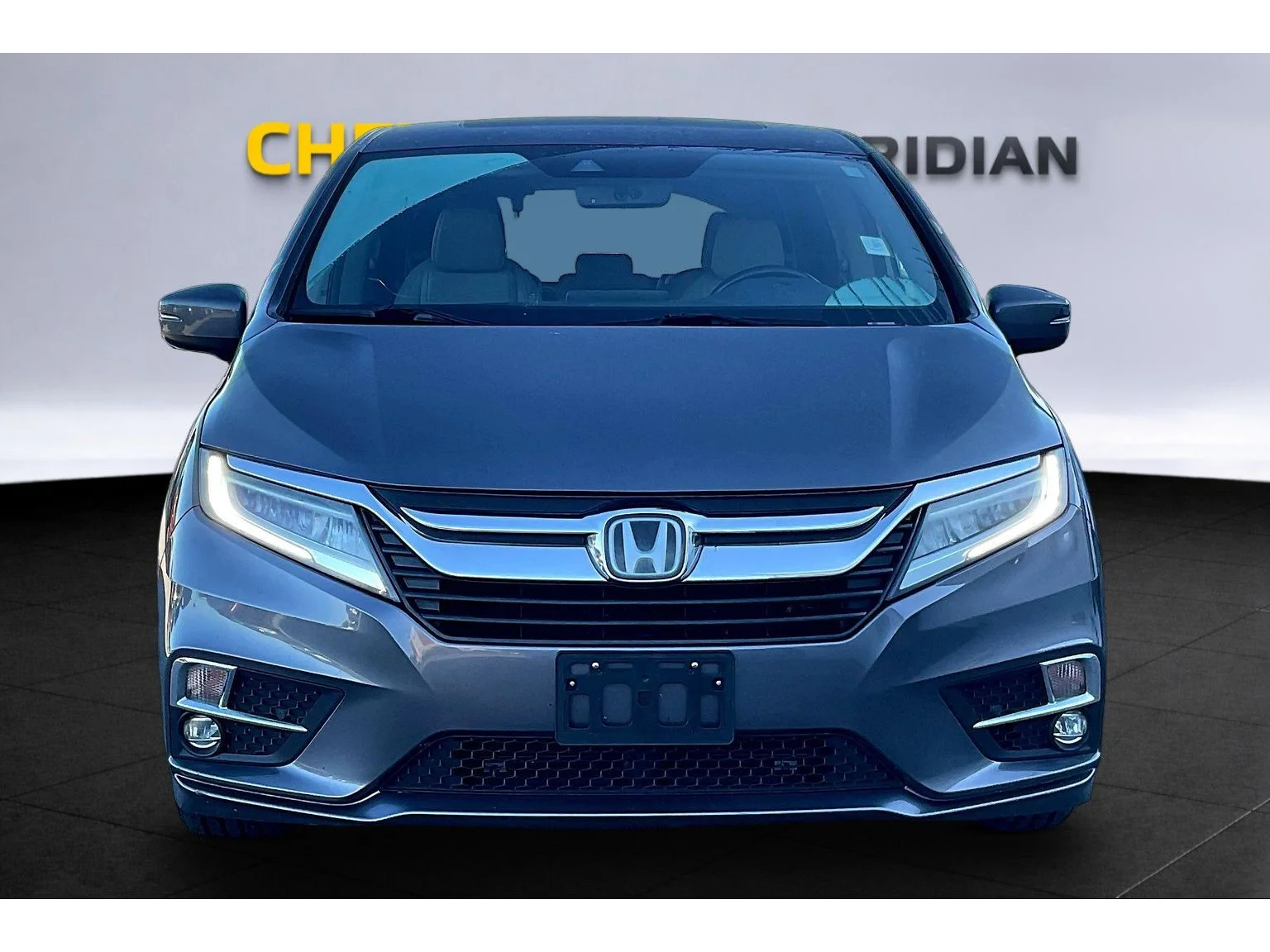 Used 2019 Gry Honda Touring image 3