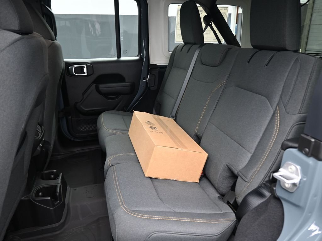 New 2026 Anvil Clearcoat Jeep Sport S image 25