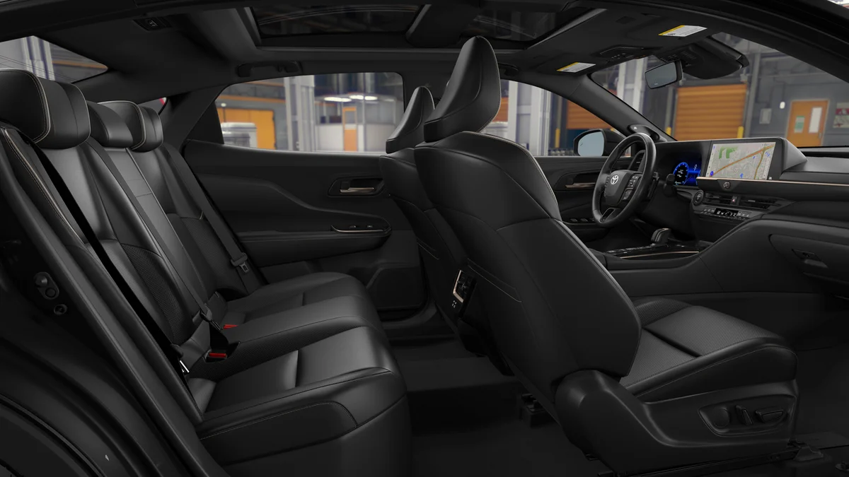 New 2026 Oxygen White Toyota Platinum image 21