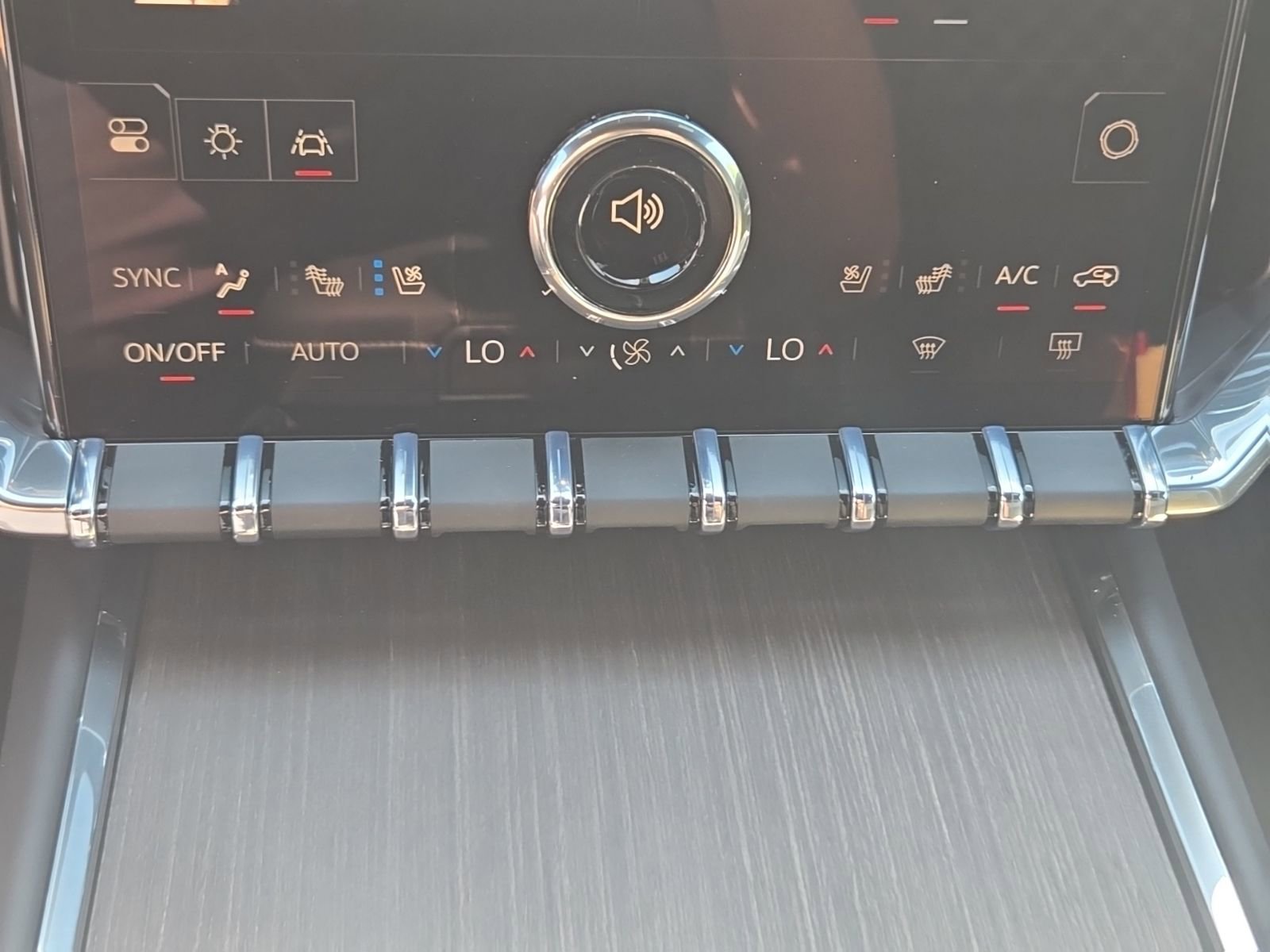 2026 GMC Acadia Denali - Photo 44