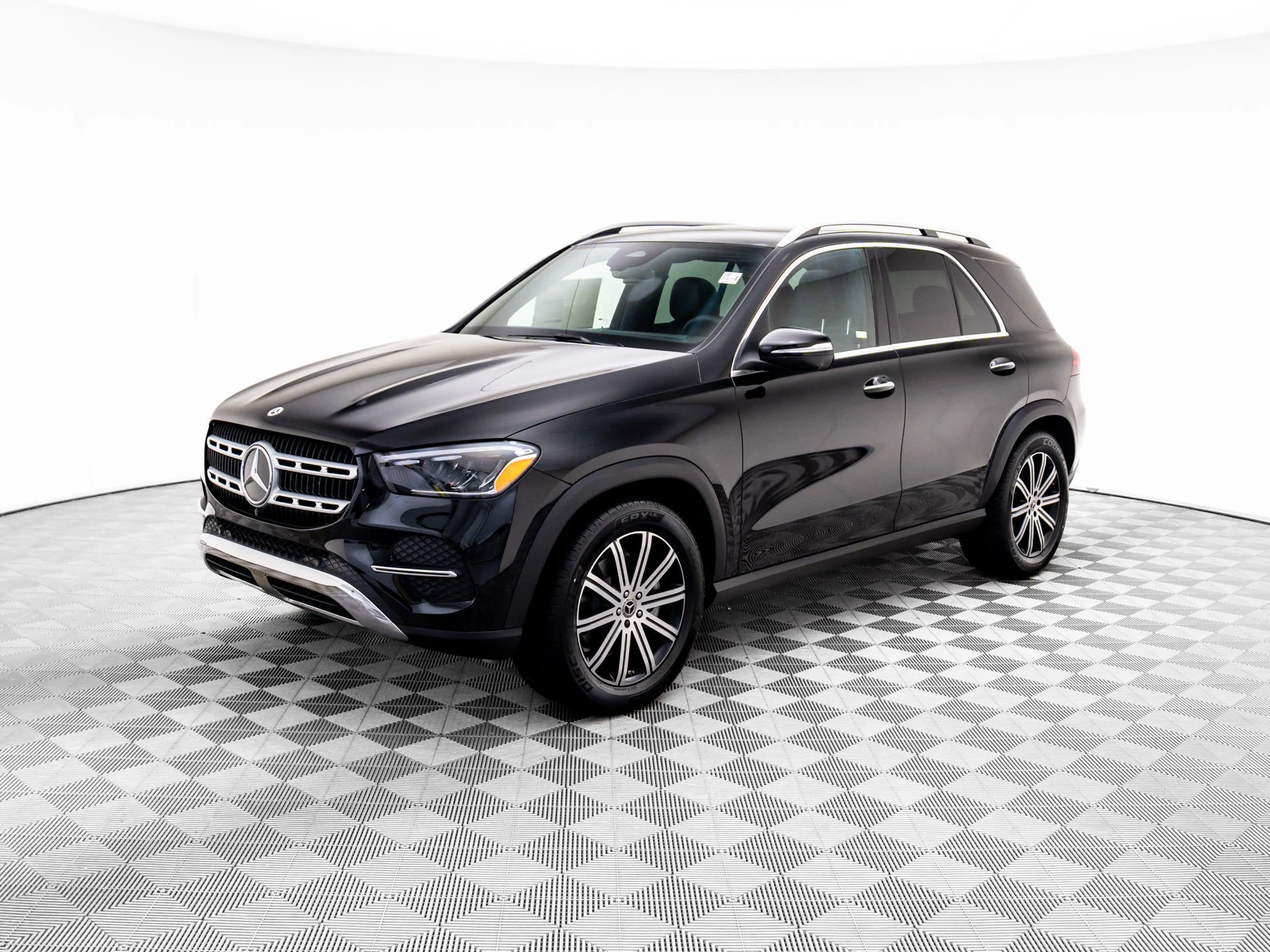 New 2026 Black Mercedes-Benz GLE 350 image 1