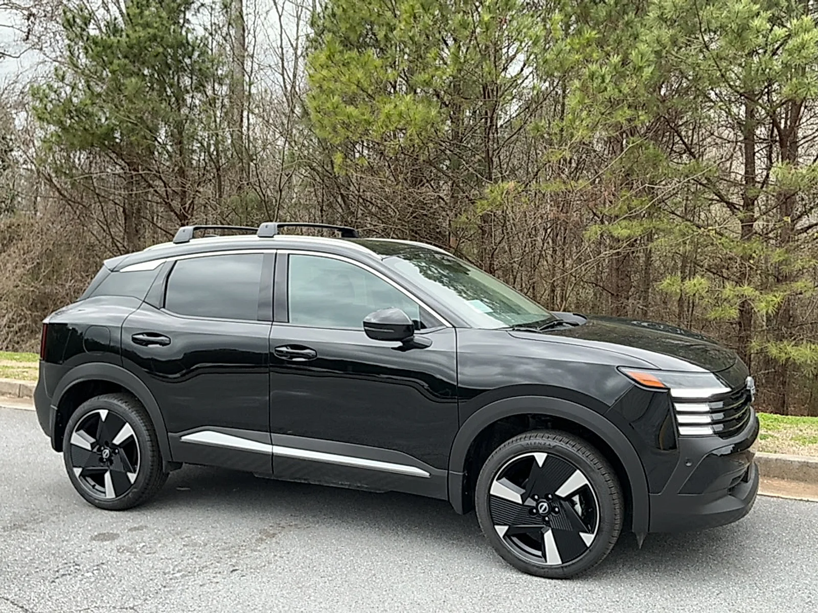 2026 Nissan KICKS