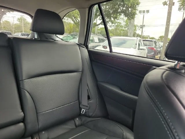 2019 Subaru Outback Limited - Photo 16