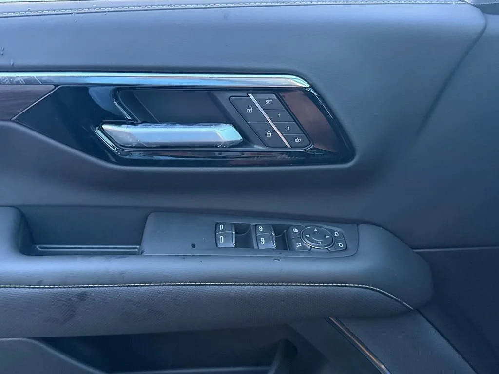 New 2026 Dark Ash Metallic Chevrolet Premier image 16