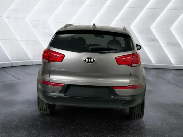 Used 2015 Silver Kia LX image 5