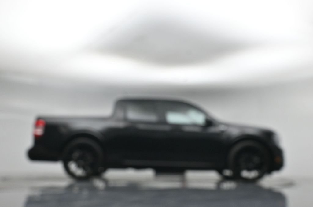 New 2026 Shadow Black Ford XLT image 7