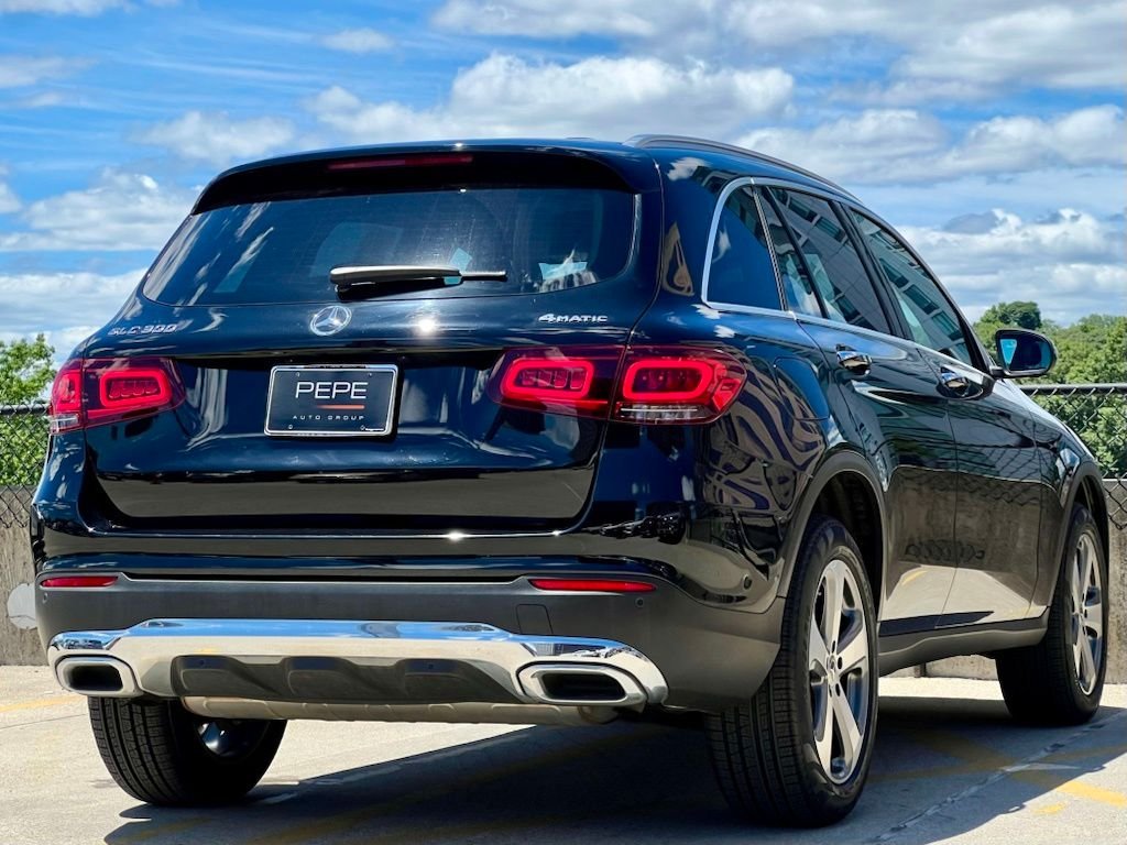 Certified Used 2022  Mercedes-Benz GLC 300 image 7