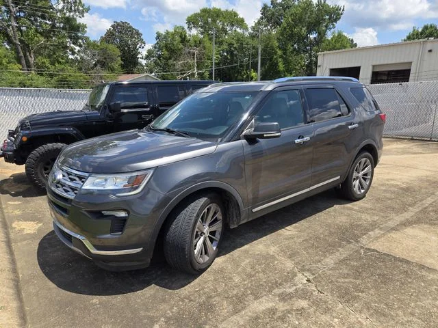 Used 2018 Magnetic Ford Limited image 11