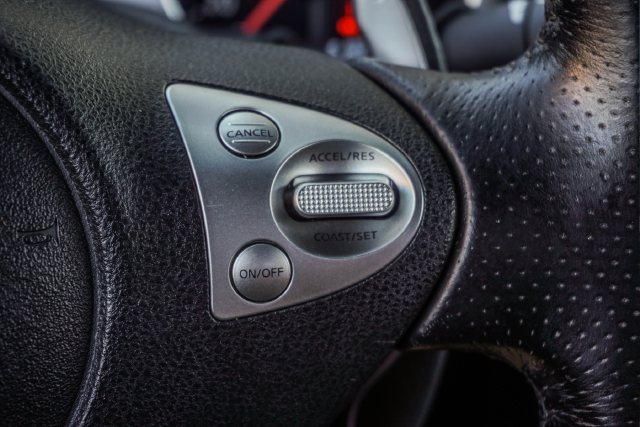 Used 2011 Black Nissan Touring image 17