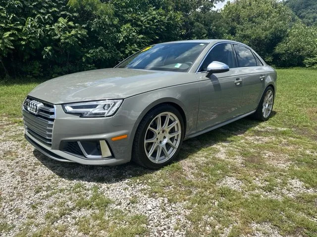 Used 2019 Gray Audi 3.0T Premium image 4