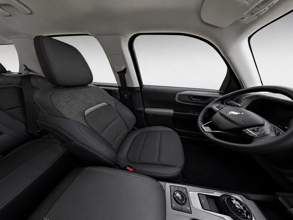 New 2026 Carbonized Gray Metallic Ford Badlands® image 9