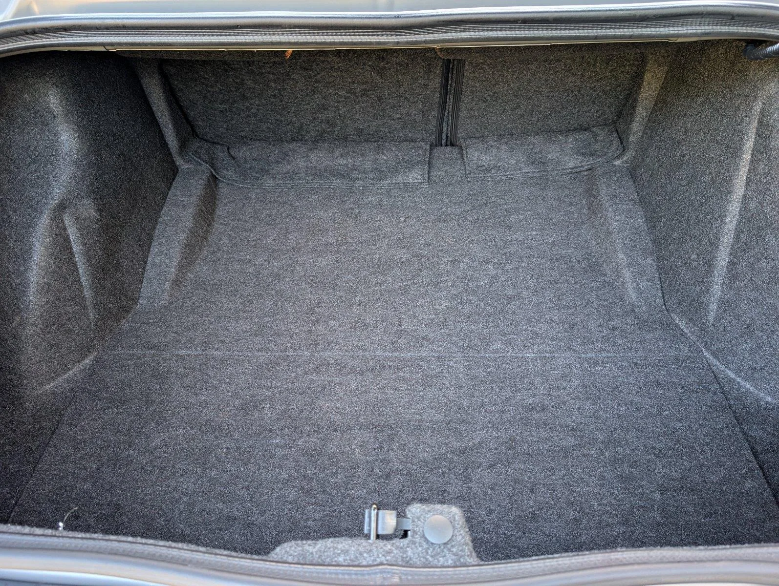 Used 2023 Destroyer Gray Clearcoat Dodge R/T image 5