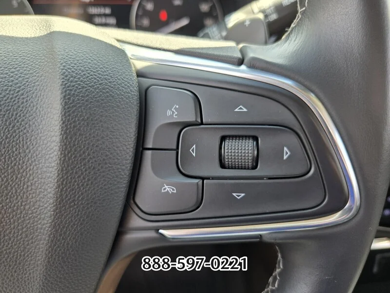 Used 2021 Cinnabar Metallic BUICK ESSENCE image 27
