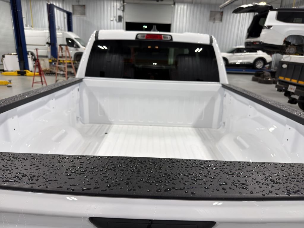 New 2026 Bright White Clearcoat RAM Tradesman image 9