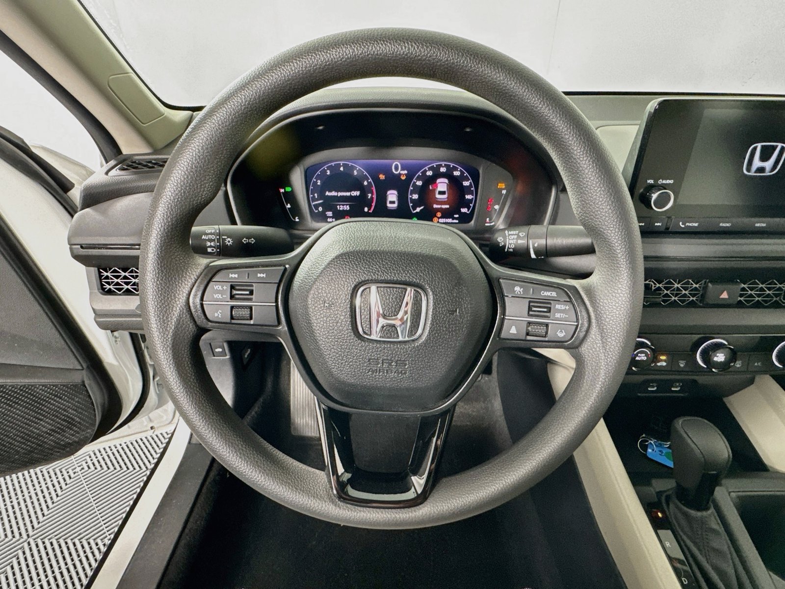 2024 Honda Accord LX - Photo 12
