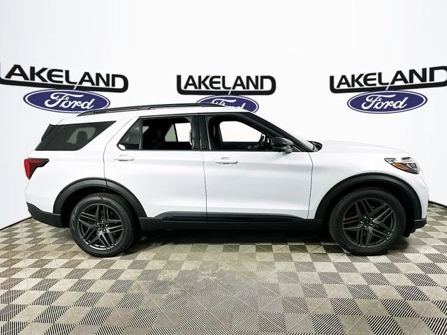 New 2026 White Ford ST image 3