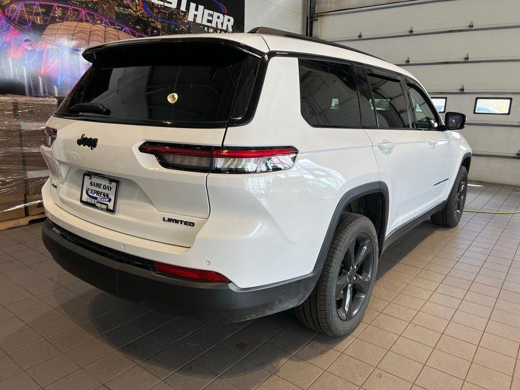 Used 2024 Bright White Clearcoat Jeep Limited image 12