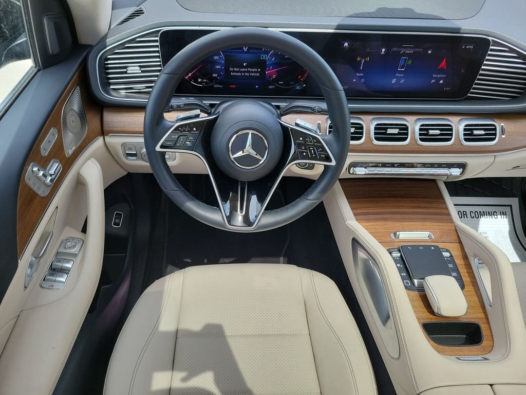 Certified Used 2026 Black Mercedes-Benz GLE 450 image 15