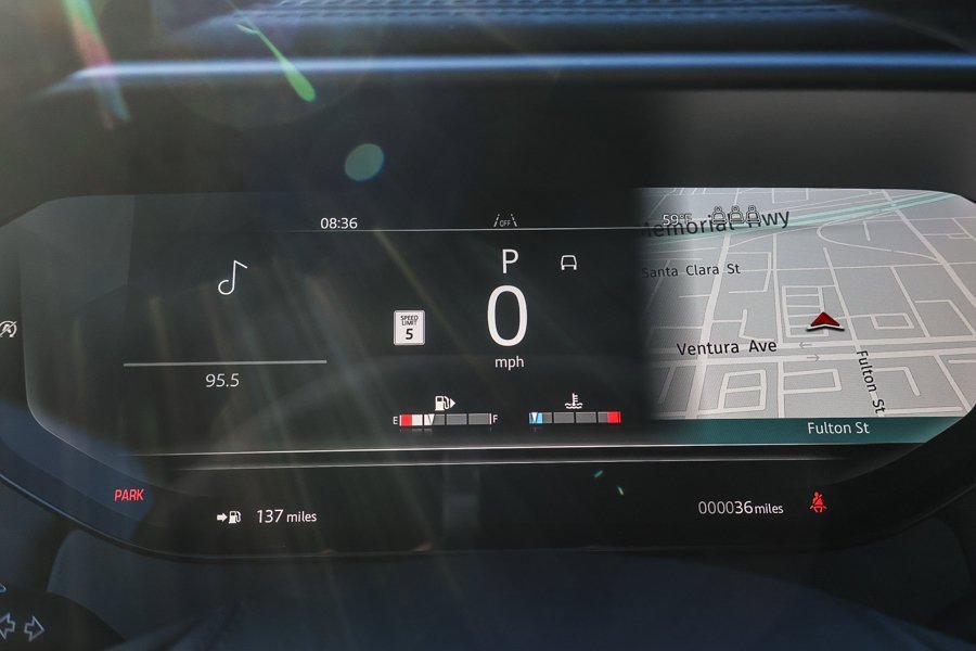 New 2026 Borasco Grey LAND ROVER Dynamic SE image 28
