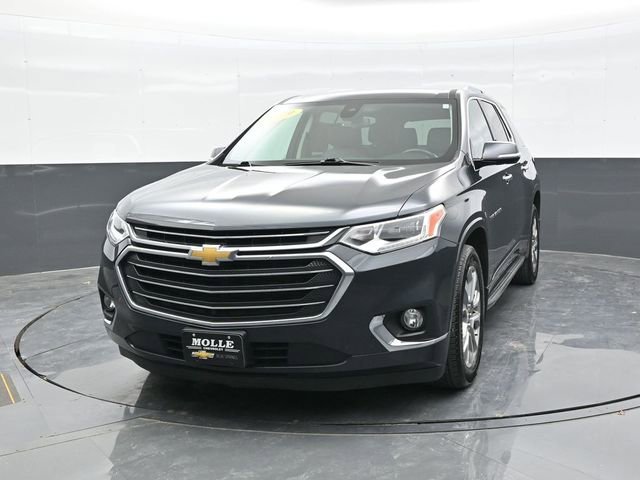 Used 2019 Chevrolet Traverse Premier with VIN 1GNEVKKW0KJ307967 for sale in Kansas City