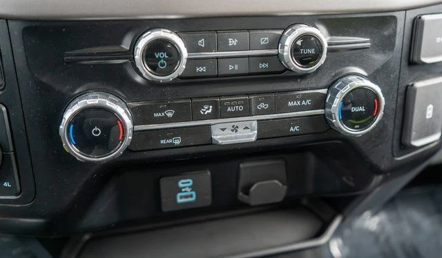 Used 2024 White Ford XLT image 27