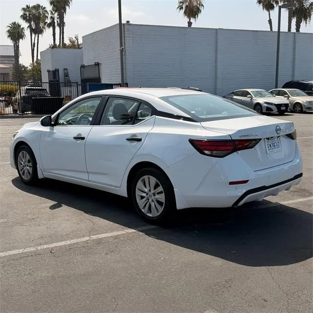 Used 2025 White Nissan S image 5