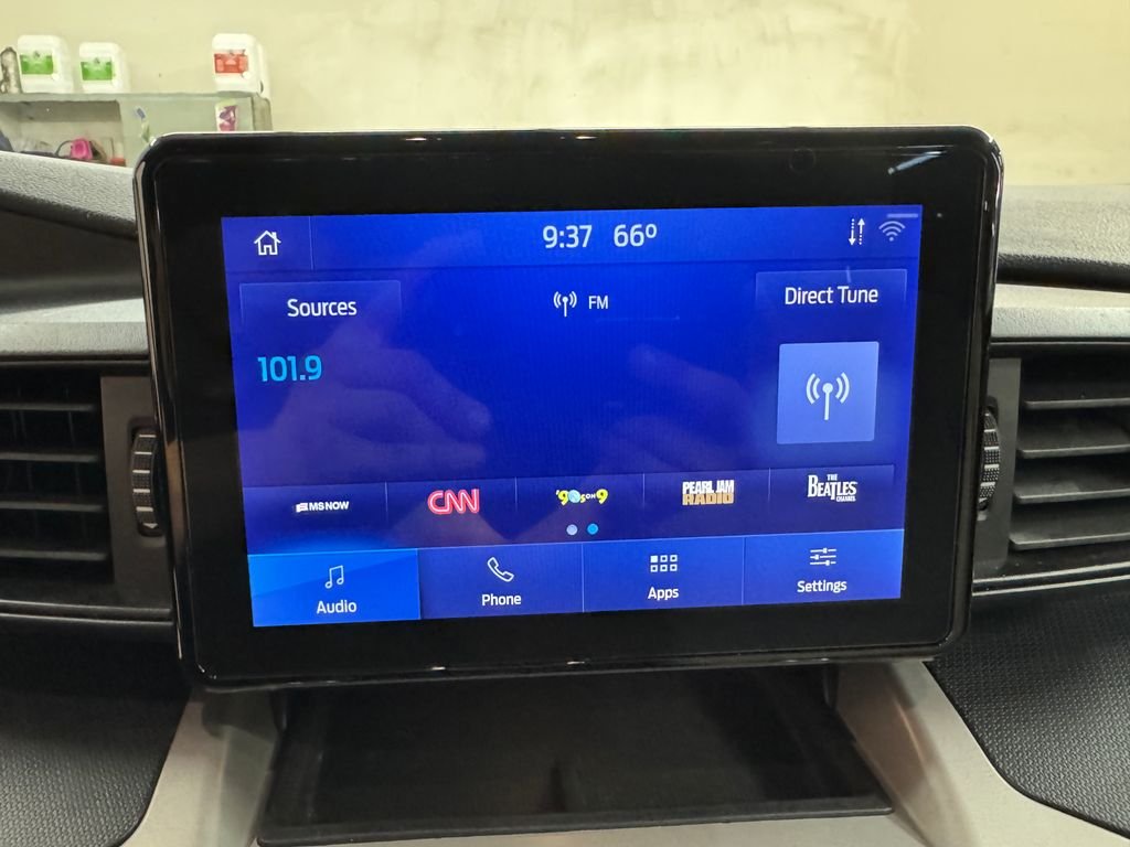Used 2023 Silver Ford Base image 21