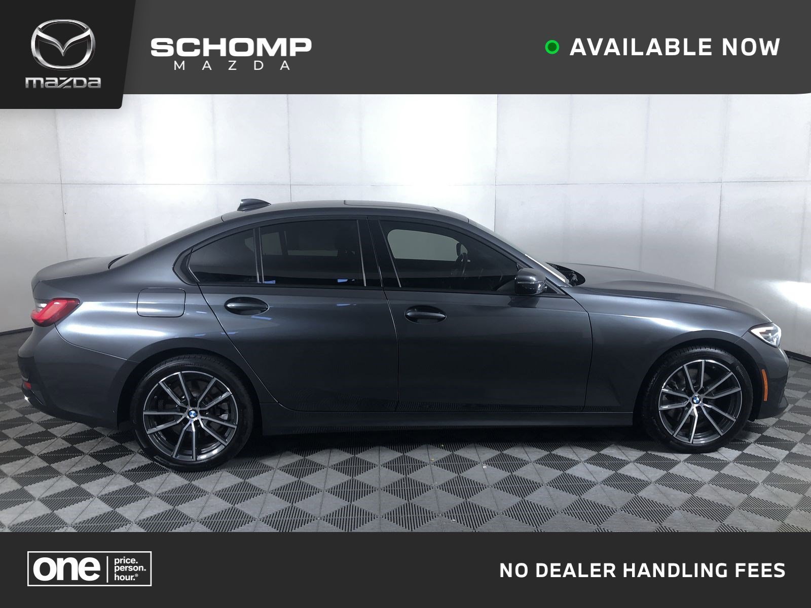 2019 BMW 3 Series 330i xDrive Sedan's photo