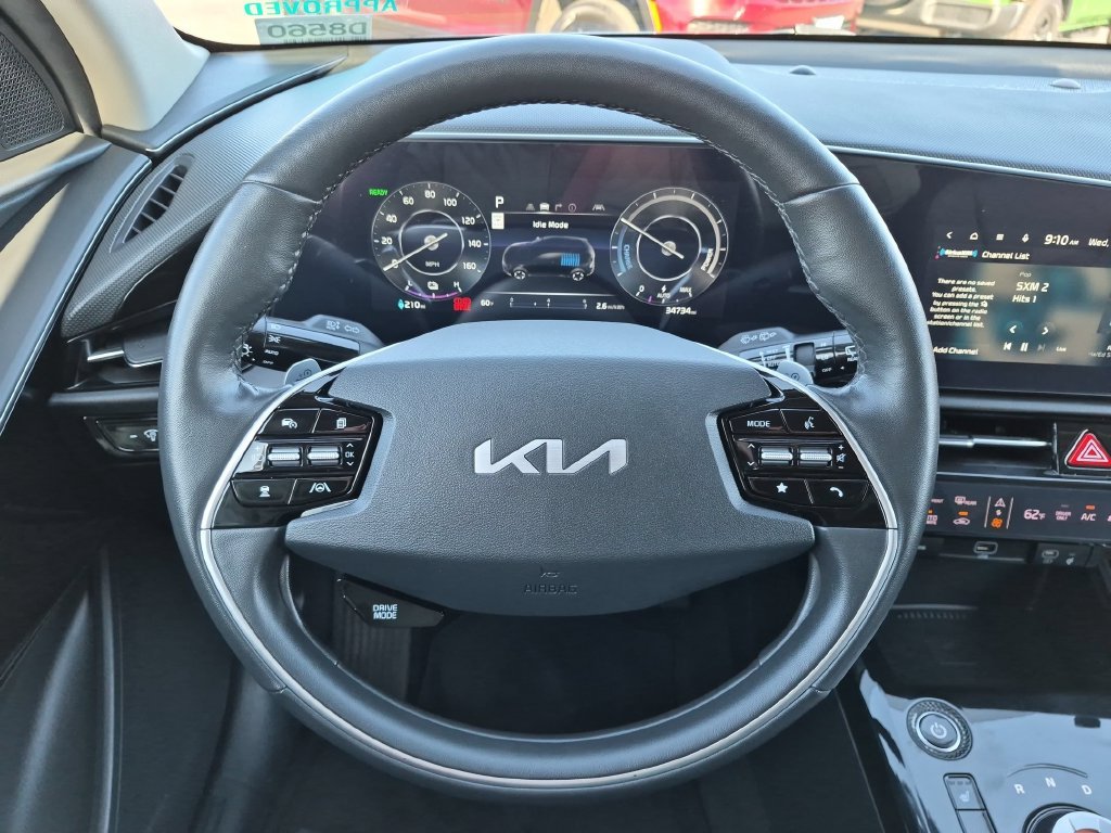 Used 2023 Blue Kia Wind image 14