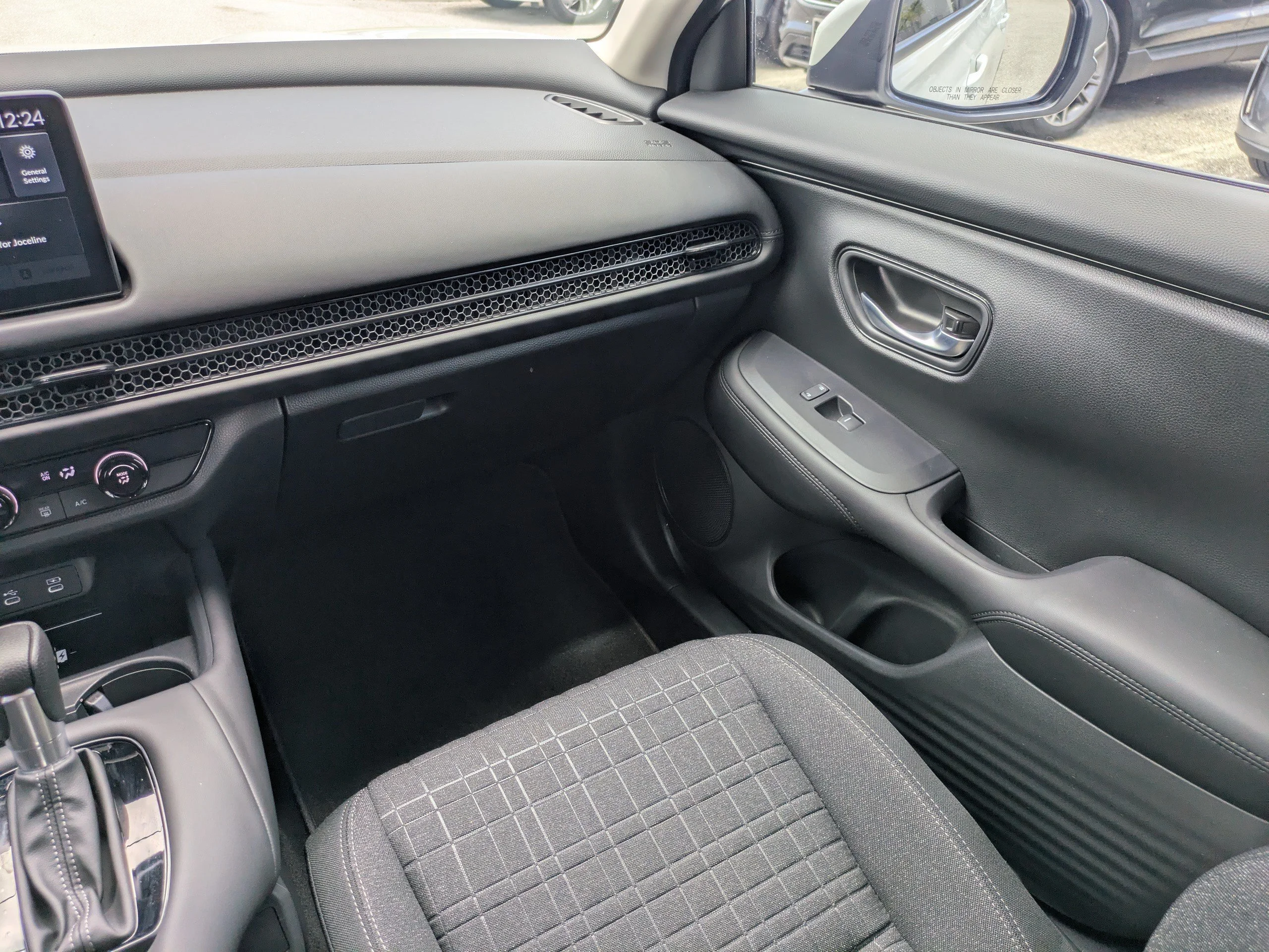 2026 Honda HR-V LX - Photo 45