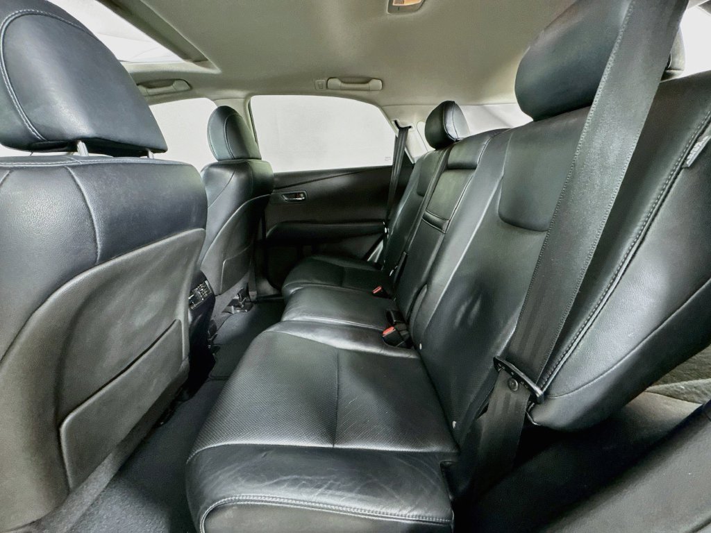 Used 2015 Silver Lexus 350 image 29