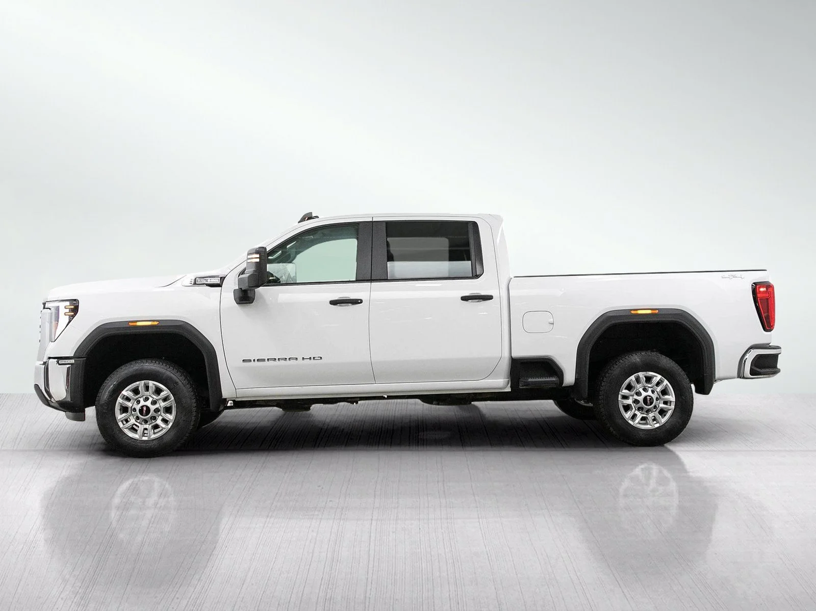 Used 2025 GMC Sierra 2500HD Pro with VIN 1GT4ULE73SF161858 for sale in Roseville, Minnesota