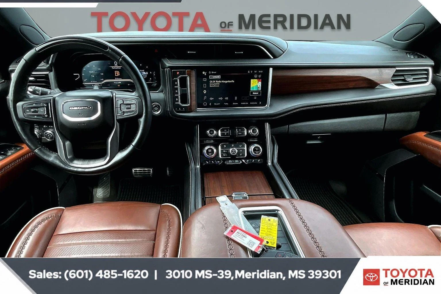 Used 2024 Onyx Black GMC Denali Ultimate image 13