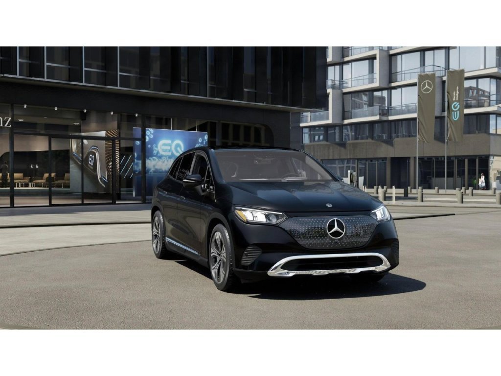 Certified Used 2023 Obsidian Black Metallic Mercedes-Benz 350 SUV 4MATIC® image 9