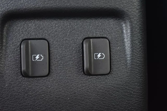 Used 2023 Gray Nissan SR image 14