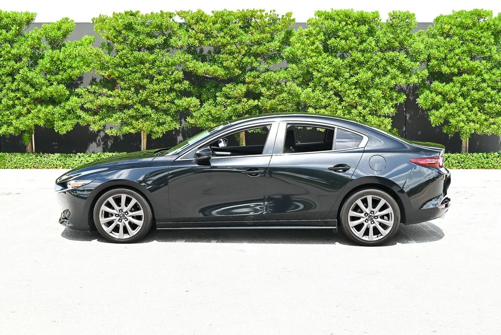 Used 2019 Black Mazda Select image 3