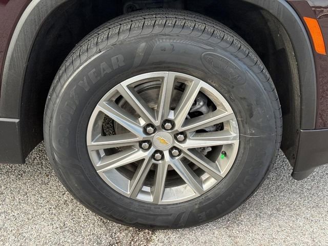 Used 2023 Black Cherry Metallic Chevrolet LT Cloth image 7