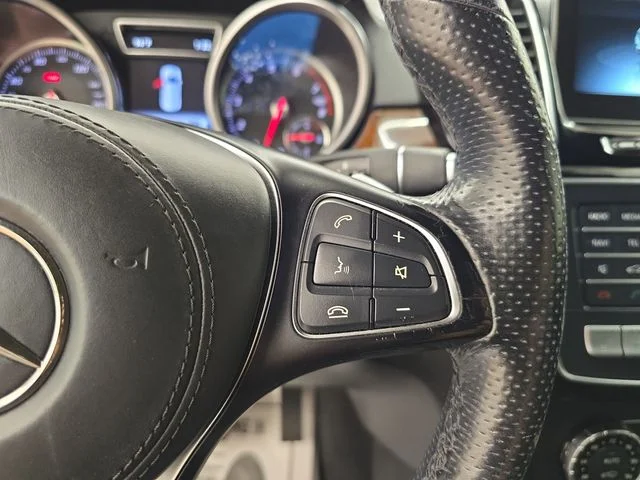 Used 2018 Polar White Mercedes-Benz GLS 450 image 34