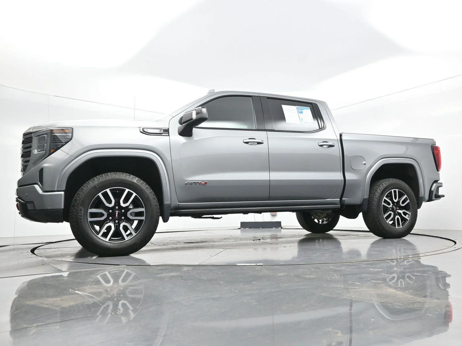 Used 2024 Sterling Metallic GMC AT4 image 49