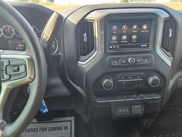 Used 2022 SILVER ICE METALLIC Chevrolet Work Truck image 17
