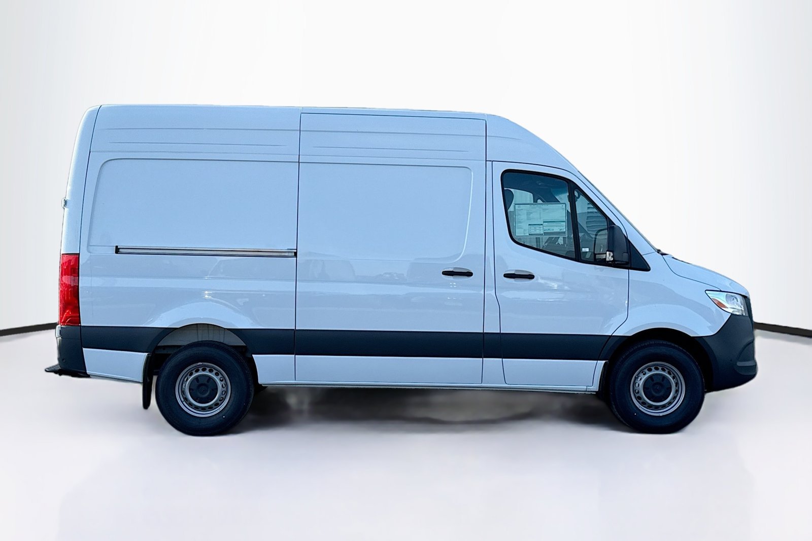 New 2026 Arctic White Mercedes-Benz  image 4