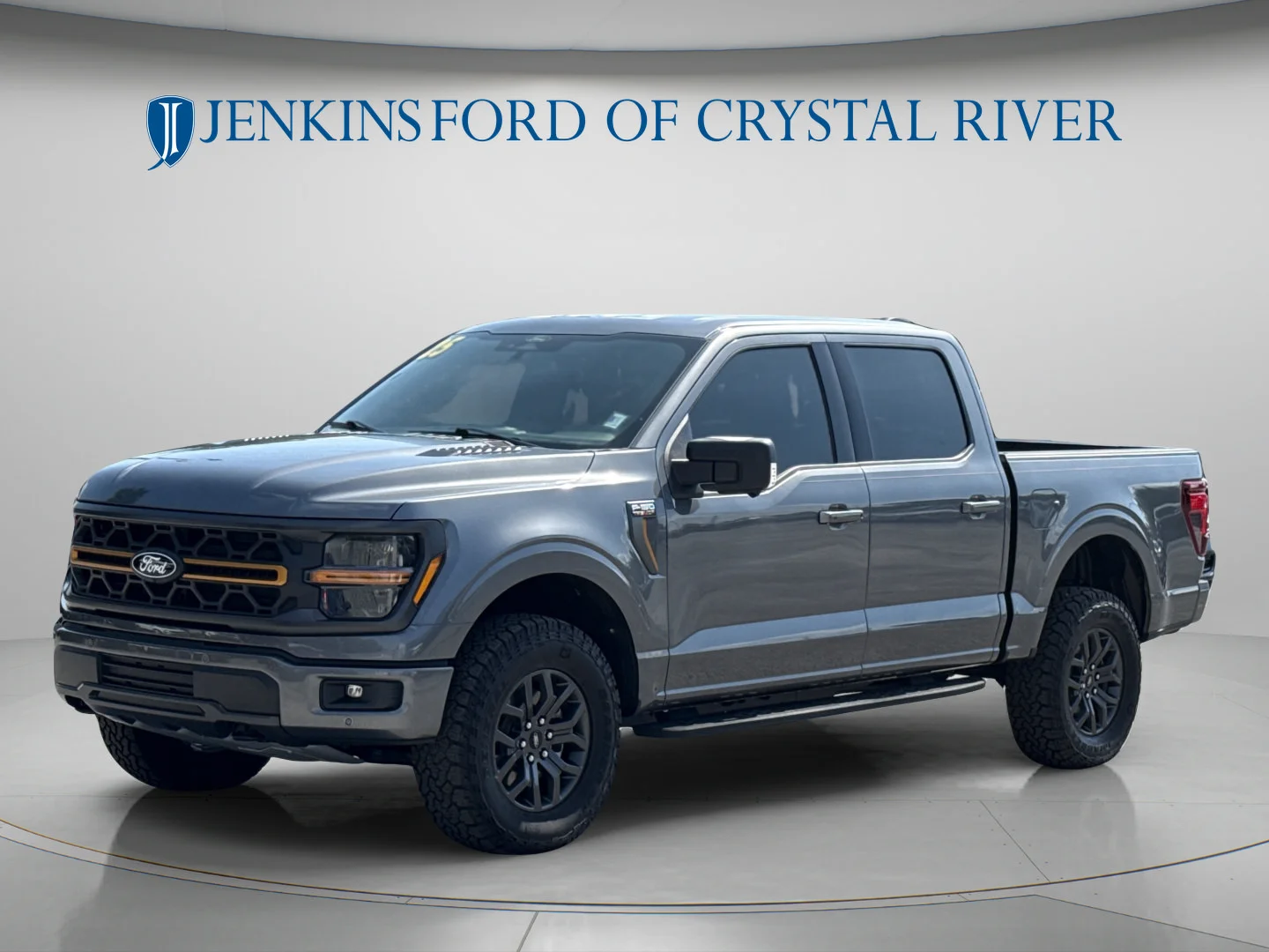 Used 2025 Carbonized Gray Metallic Ford Tremor image 14