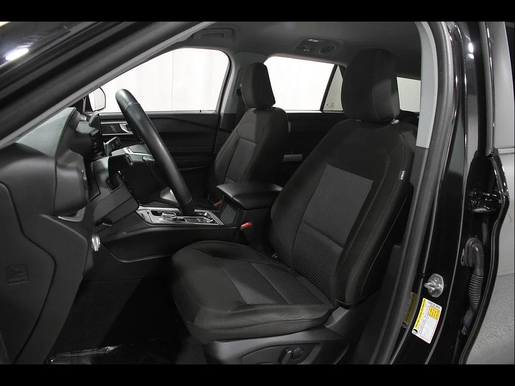 Used 2022 Agate Black Ford XLT image 5